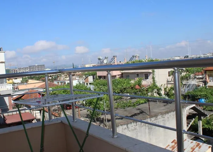 Deni's Family In New Blvd Apartament